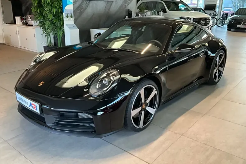 Porsche 992 din 2025 cu 2.850 km - oferta POR193570 - foto 1