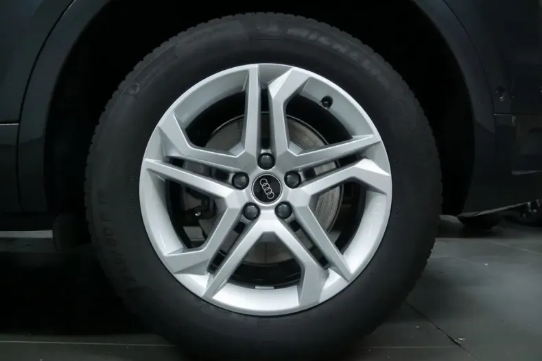 Audi Q5 din 2023 cu 25.300 km - oferta AUD193571 - foto 4