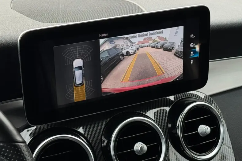 Mercedes-Benz GLC 200 (Clasa GLC) din 2022 cu 96.242 km - oferta MER193575 - foto 13