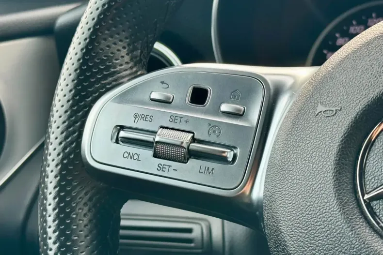 Mercedes-Benz GLC 200 (Clasa GLC) din 2022 cu 96.242 km - oferta MER193575 - foto 18