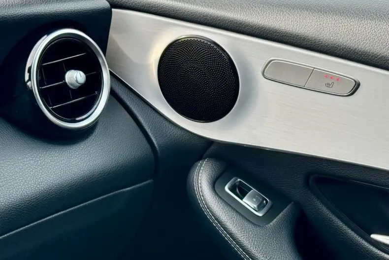 Mercedes-Benz GLC 200 (Clasa GLC) din 2022 cu 96.242 km - oferta MER193575 - foto 28