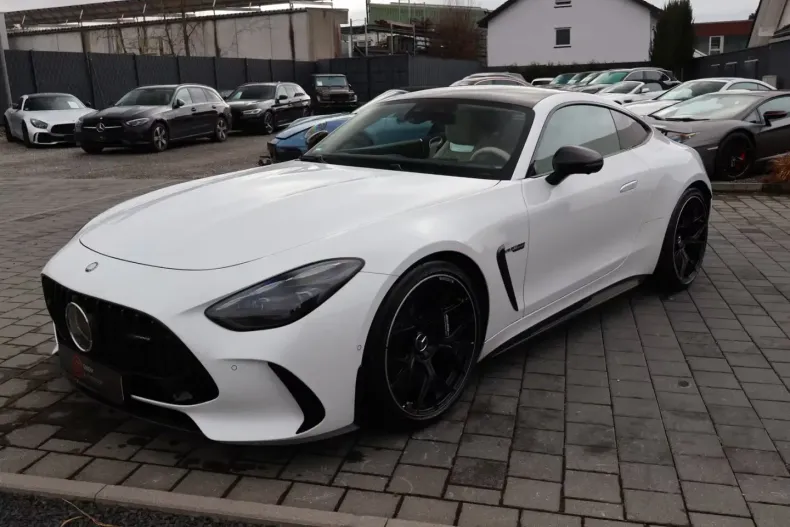 Mercedes-Benz AMG GT (Clasa GT) din 2025 cu 4.500 km - oferta MER193583 - foto 4