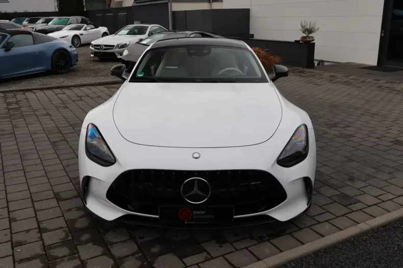 Mercedes-Benz AMG GT (Clasa GT) din 2025 cu 4.500 km - oferta MER193583 - foto 5