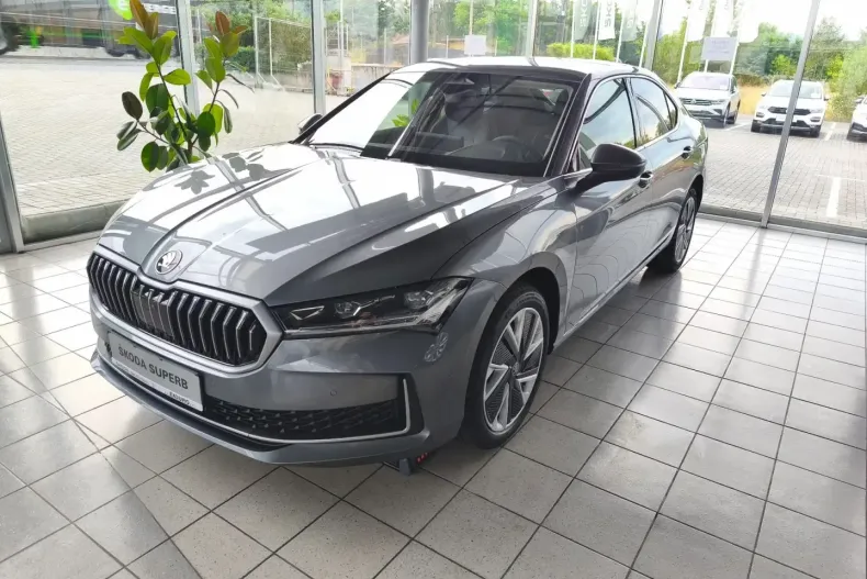 Skoda Superb din 2025 cu 5 km - oferta SKO193588 - foto 1