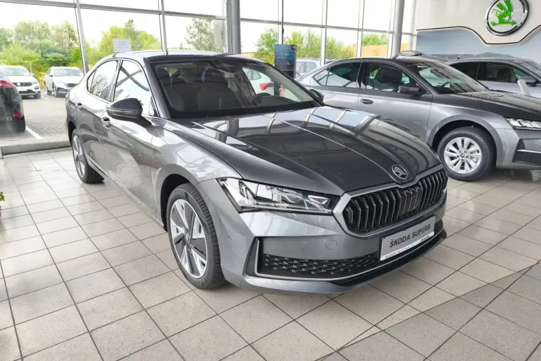 Skoda Superb din 2025 cu 5 km - oferta SKO193588 - foto 5