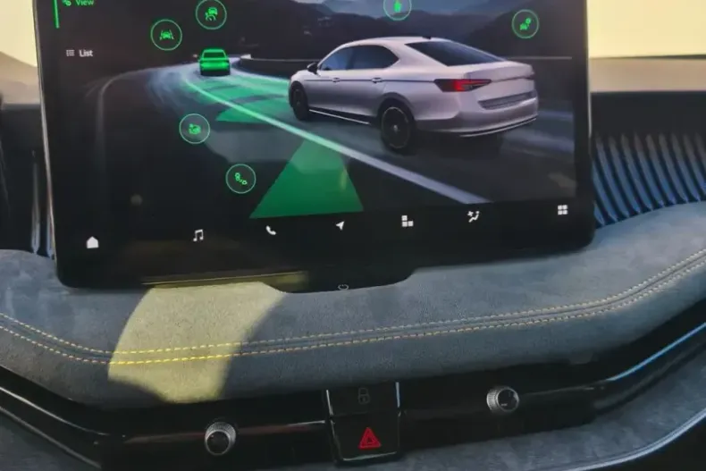 Skoda Superb din 2025 cu 5 km - oferta SKO193588 - foto 17