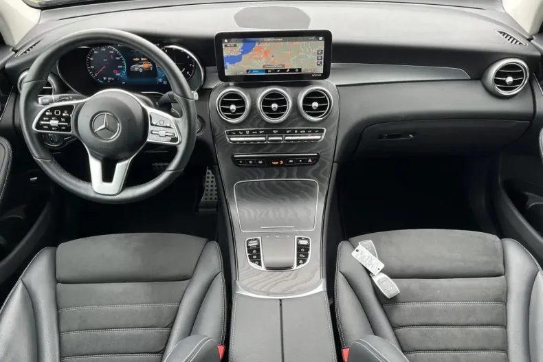 Mercedes-Benz GLC 200 (Clasa GLC) din 2022 cu 23.000 km - oferta MER193589 - foto 9