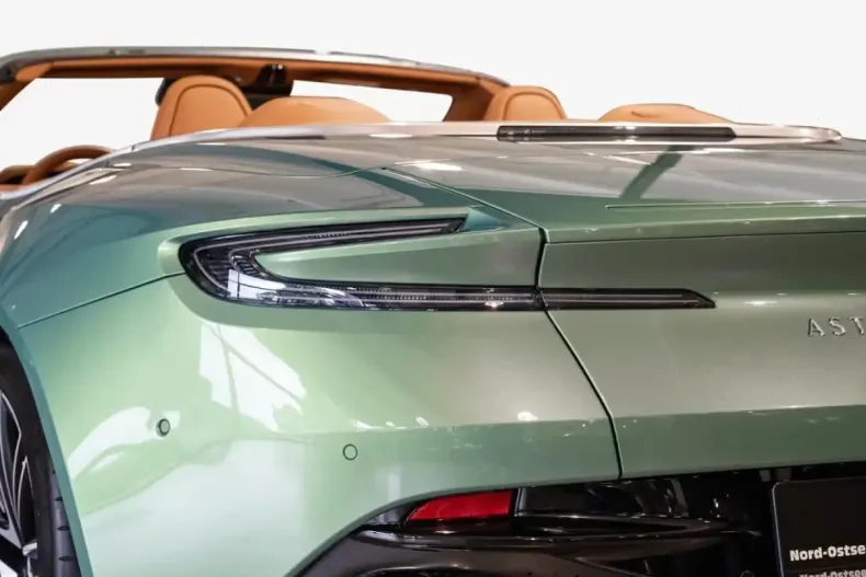Aston Martin DB12 din 2024 cu 2.500 km - oferta AST193595 - foto 18