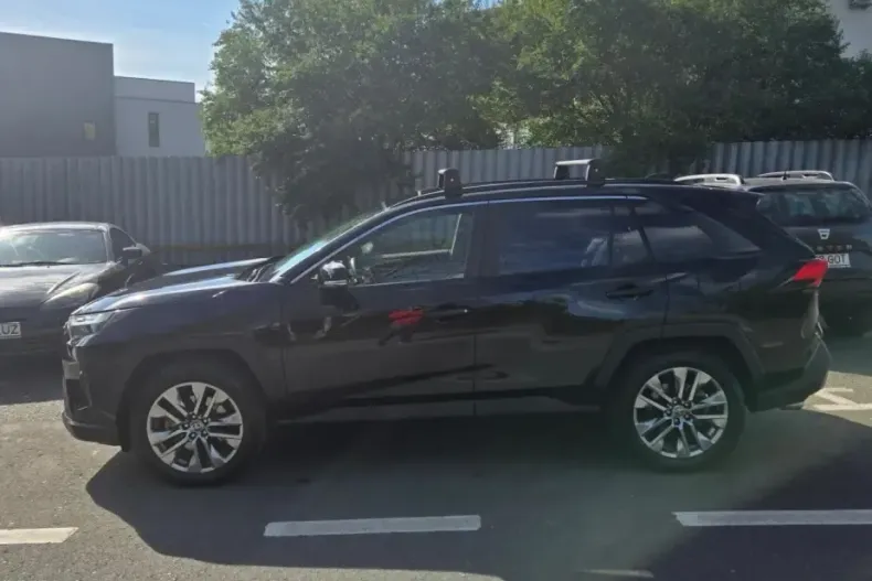 Toyota RAV4 din 2024 cu 51.000 km - oferta TOY193606 - foto 7