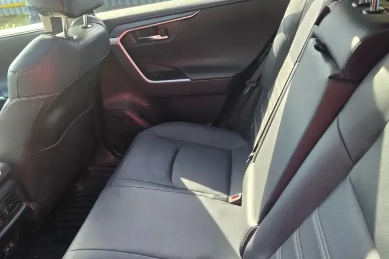 Toyota RAV4 din 2024 cu 51.000 km - oferta TOY193606 - foto 17