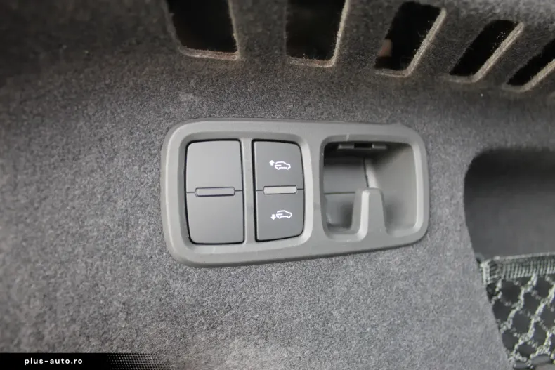 Audi SQ8 din 2024 cu 23.570 km - oferta AUD193611 - foto 38