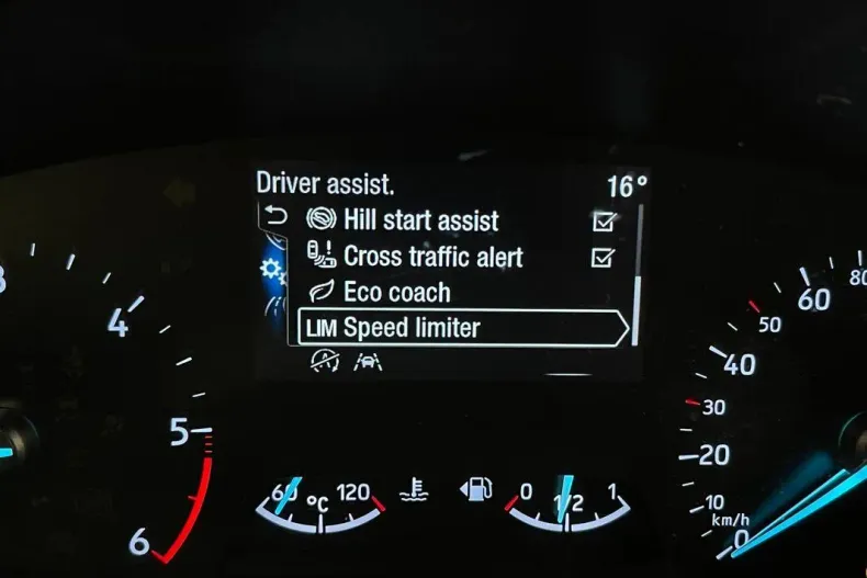 Ford Focus din 2021 cu 105.298 km - oferta FOR193612 - foto 20