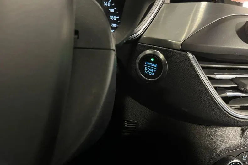 Ford Focus din 2021 cu 105.298 km - oferta FOR193612 - foto 23