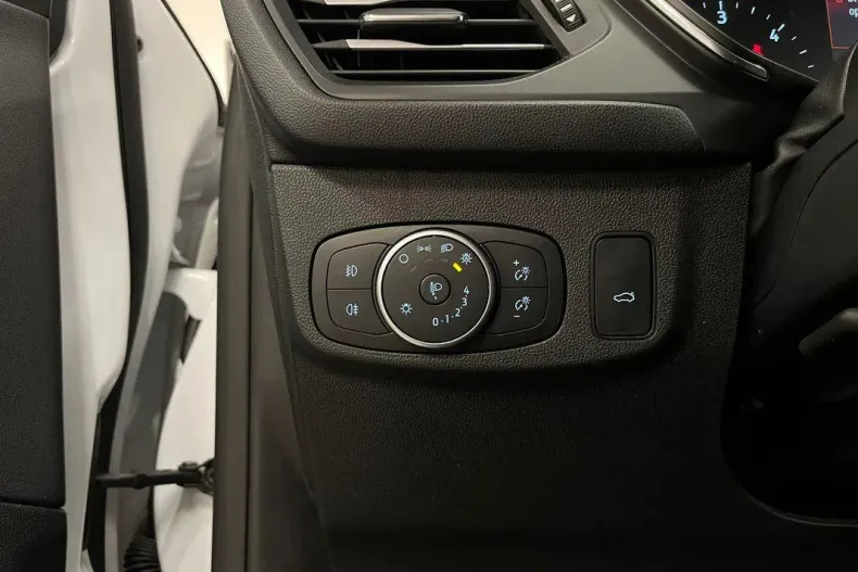 Ford Focus din 2021 cu 105.298 km - oferta FOR193612 - foto 25