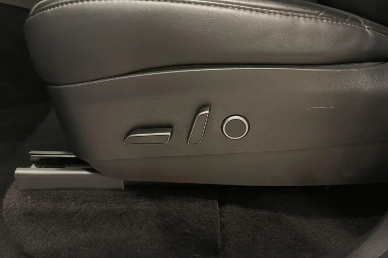 Tesla Model Y din 2022 cu 72.374 km - oferta TES193613 - foto 33