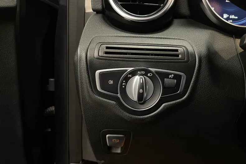 Mercedes-Benz GLC din 2021 cu 134.437 km - oferta MER193614 - foto 30