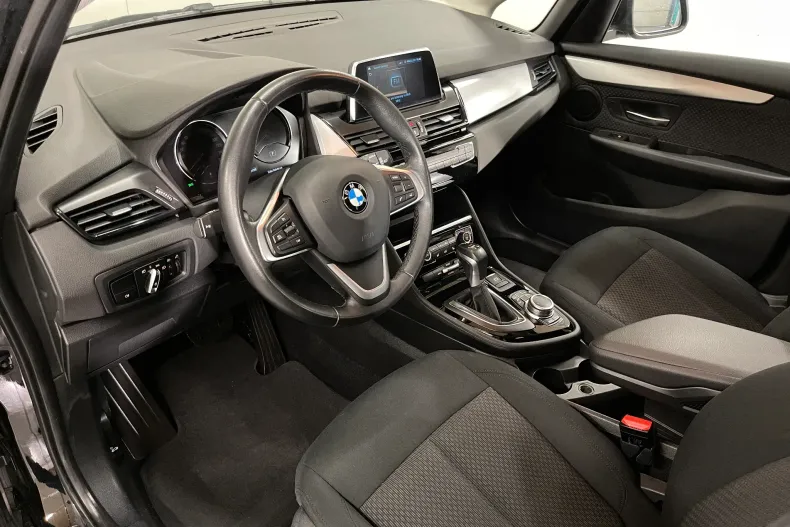 BMW 225xe (Seria 2) din 2021 cu 39.982 km - oferta BMW193615 - foto 5