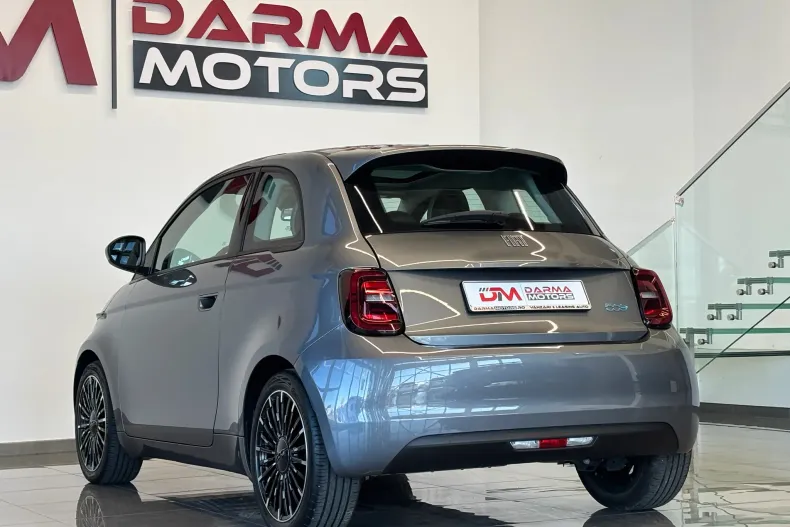Fiat 500e din 2022 cu 8.656 km - oferta FIA193631 - foto 5
