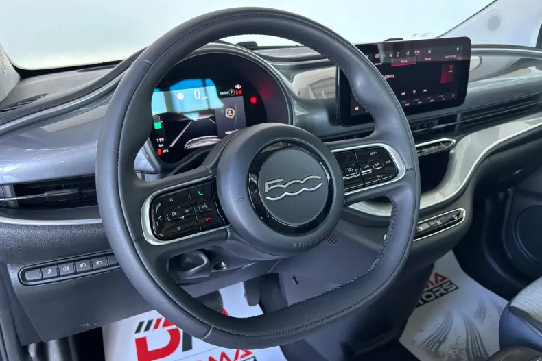 Fiat 500e din 2022 cu 8.656 km - oferta FIA193631 - foto 9