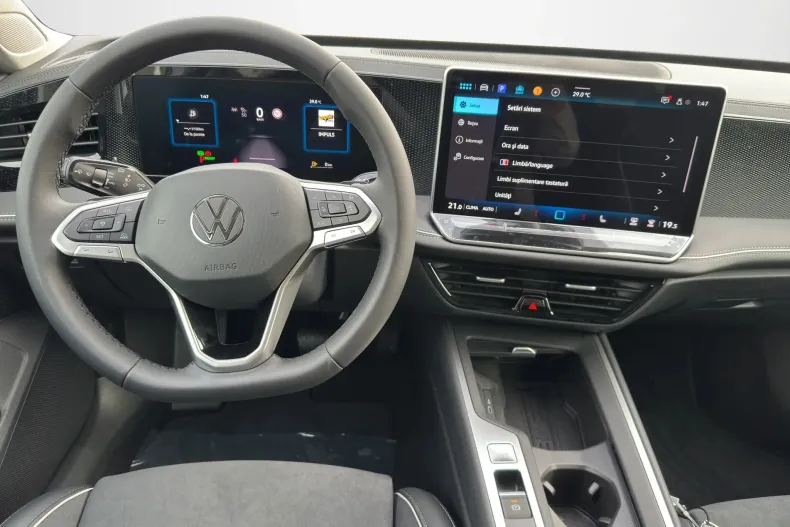 Volkswagen Passat din 2025 cu 5 km - oferta VOL193692 - foto 12