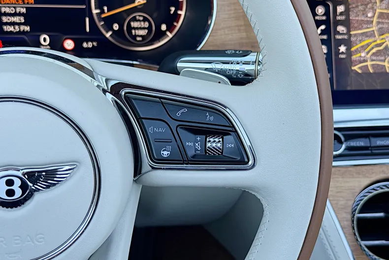 Bentley Continental din 2024 cu 11.900 km - oferta BEN193693 - foto 32