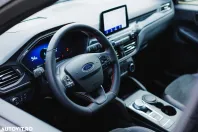 Ford Kuga din 2023 cu 10 km - oferta FOR193707 - foto 4