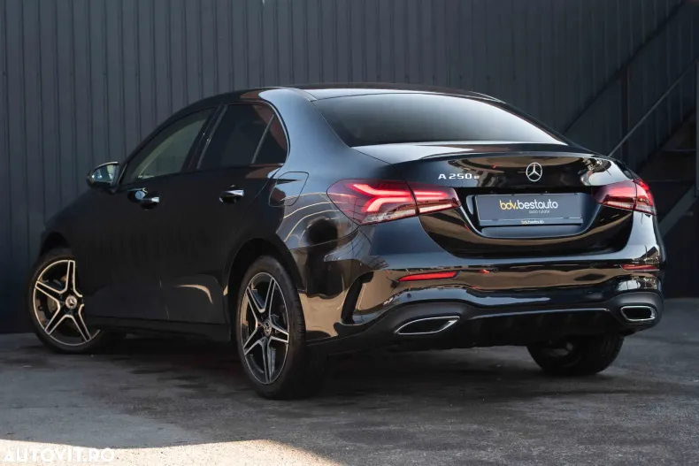 Mercedes-Benz A 250 (Clasa A) din 2022 cu 51.734 km - oferta MER193710 - foto 6