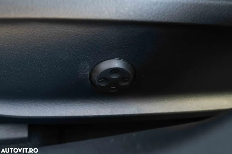 Mercedes-Benz A 250 (Clasa A) din 2022 cu 51.734 km - oferta MER193710 - foto 19