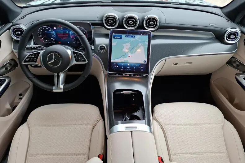 Mercedes-Benz GLC din 2026 cu 5.000 km - oferta MER193711 - foto 10