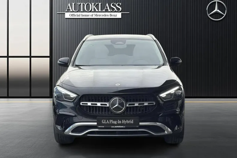 Mercedes-Benz GLA din 2026 cu 5.000 km - oferta MER193712 - foto 2