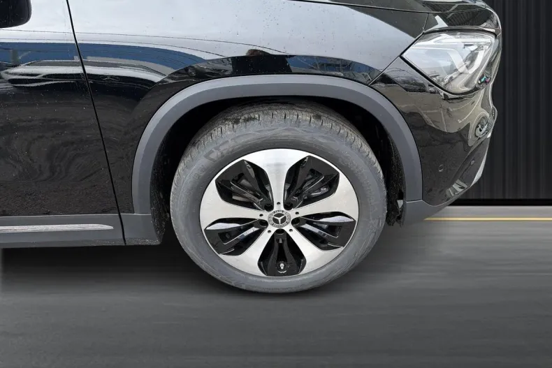 Mercedes-Benz GLA din 2026 cu 5.000 km - oferta MER193712 - foto 5