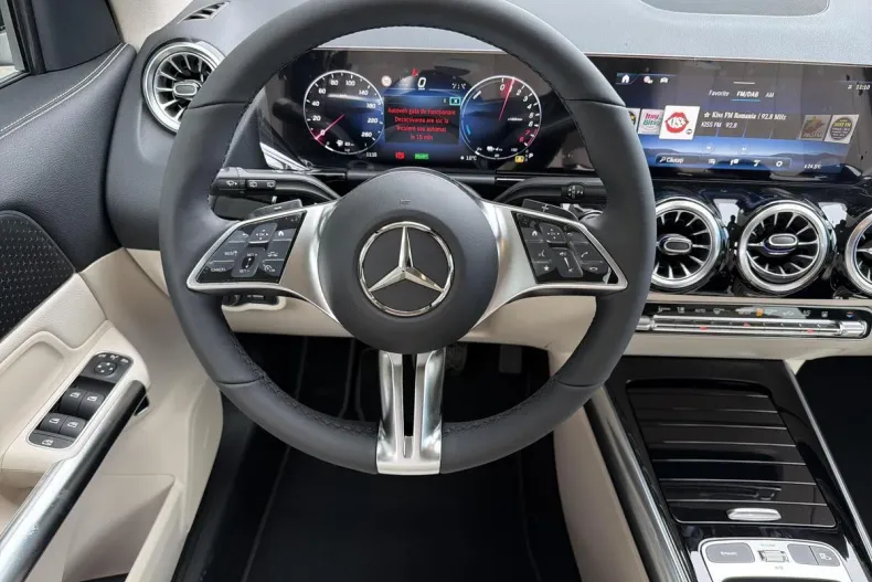 Mercedes-Benz GLA din 2026 cu 5.000 km - oferta MER193712 - foto 11