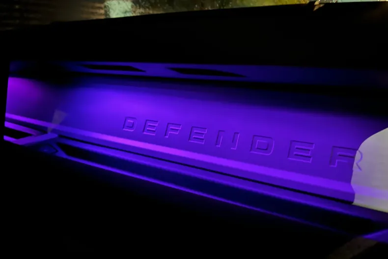 Land Rover Defender din 2023 cu 44.000 km - oferta LAN193815 - foto 15