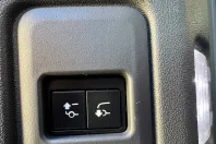 Land Rover Defender din 2023 cu 44.000 km - oferta LAN193815 - foto 34