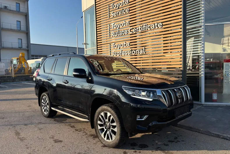Toyota Land Cruiser din 2022 cu 117.000 km - oferta TOY193819 - foto 1