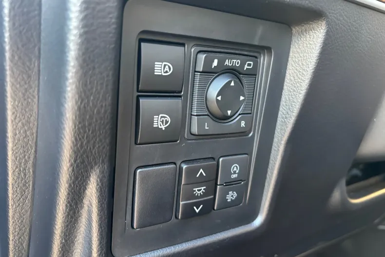 Toyota Land Cruiser din 2022 cu 117.000 km - oferta TOY193819 - foto 11