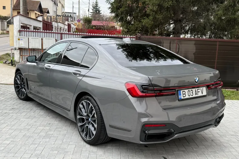 BMW 730d (Seria 7) din 2021 cu 45.509 km - oferta BMW193856 - foto 2