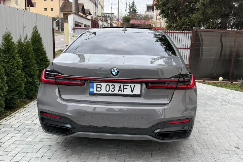 BMW 730d (Seria 7) din 2021 cu 45.509 km - oferta BMW193856 - foto 9