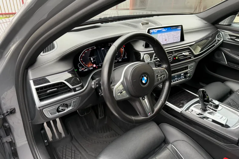 BMW 730d (Seria 7) din 2021 cu 45.509 km - oferta BMW193856 - foto 13