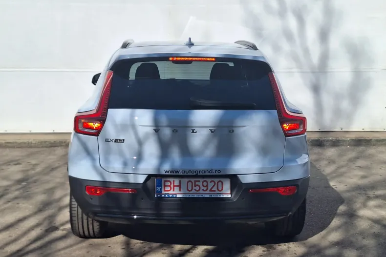 Volvo XC40 din 2025 cu 500 km - oferta VOL193863 - foto 10