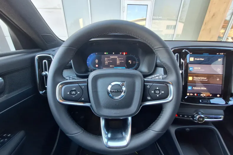 Volvo XC40 din 2025 cu 500 km - oferta VOL193863 - foto 18