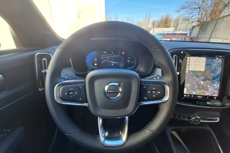 Volvo XC40 din 2025 cu 500 km - oferta VOL193863 - foto 19