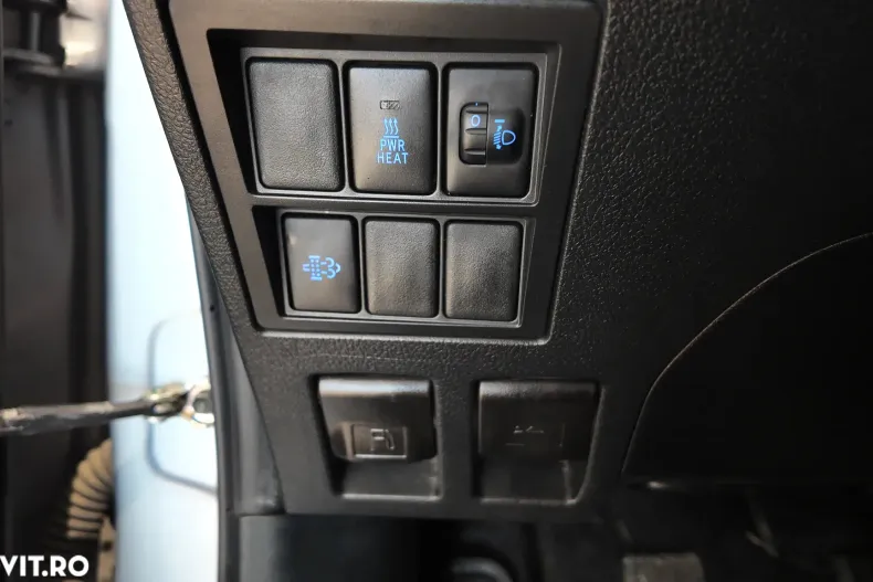 Toyota Hilux din 2023 cu 82.300 km - oferta TOY193867 - foto 18