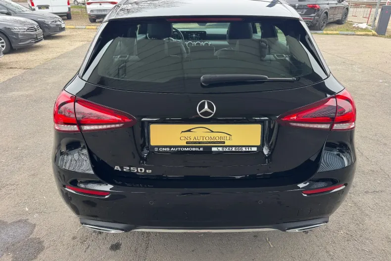 Mercedes-Benz A 250 (Clasa A) din 2021 cu 24.880 km - oferta MER193869 - foto 5