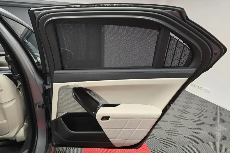 BMW 740d (Seria 7) din 2025 cu 26.500 km - oferta BMW193875 - foto 16