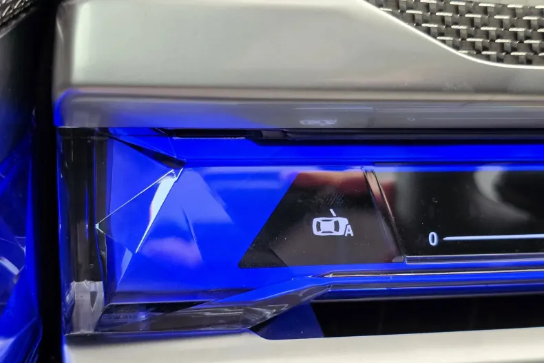 BMW 740d (Seria 7) din 2025 cu 26.500 km - oferta BMW193875 - foto 23