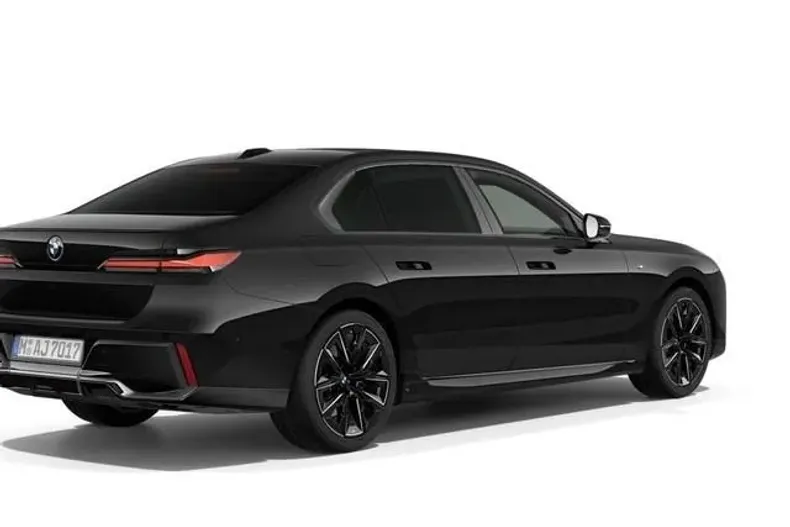 BMW 740d (Seria 7) din 2025 cu 26.500 km - oferta BMW193875 - foto 28