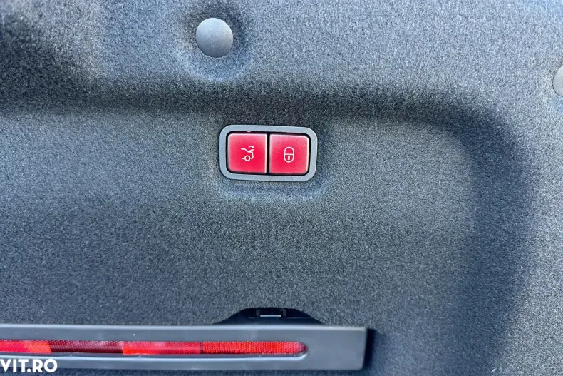 Mercedes-Benz SL din 2026 cu 10 km - oferta MER193898 - foto 24