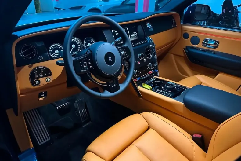Rolls-Royce Cullinan din 2023 cu 29.160 km - oferta ROL193906 - foto 9