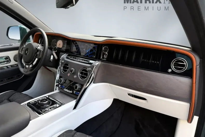 Rolls-Royce Cullinan din 2024 cu 14.747 km - oferta ROL193913 - foto 15